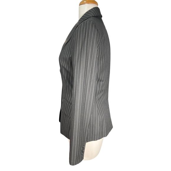 The Limited Black White Pinstripe Blazer Women’s Size 6 Two Button Stretch Lined - Picture 3 of 9